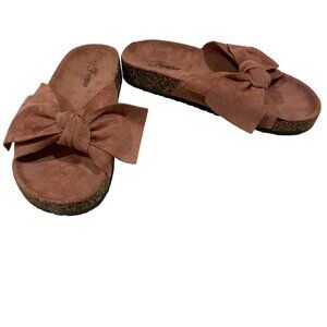 Forever Fuax Suede Mauve Bow Slip On Sandal Size‎ 7 NWOB